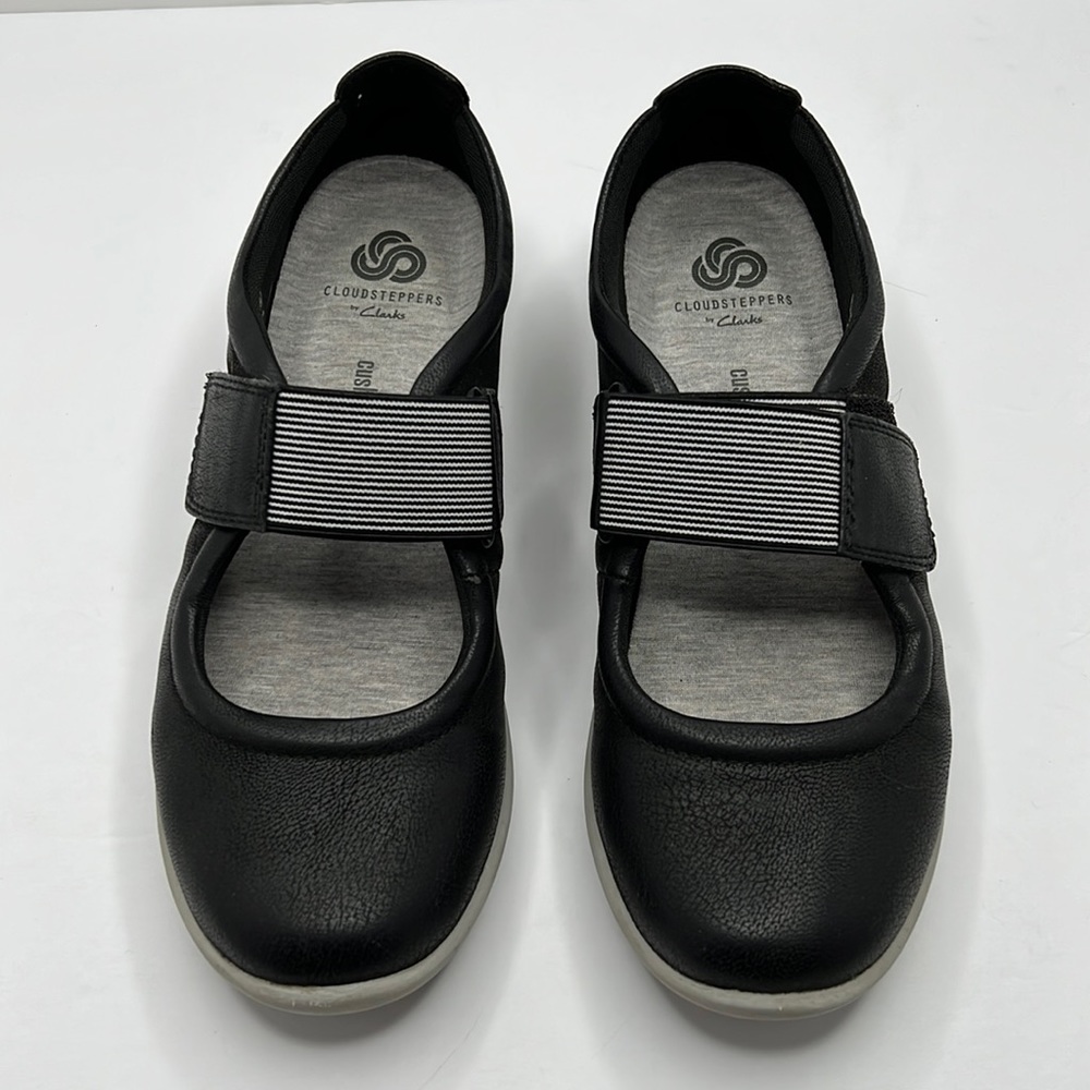 Cloudsteppers by Clark’s  one strap shoes size 7.5